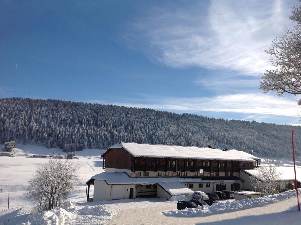 Hotel Club Le Risoux Bois-dʼAmont Eksteriør bilde